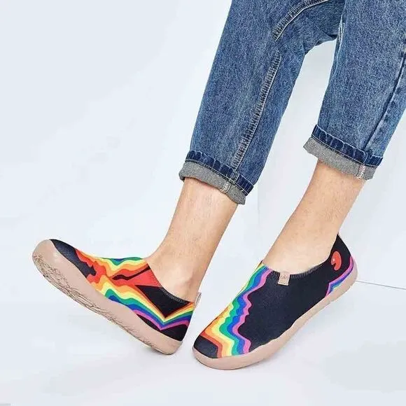 UIN Men's Slip On Casual Knitted Comfort Soft Walking Shoes (Rainbow Love)