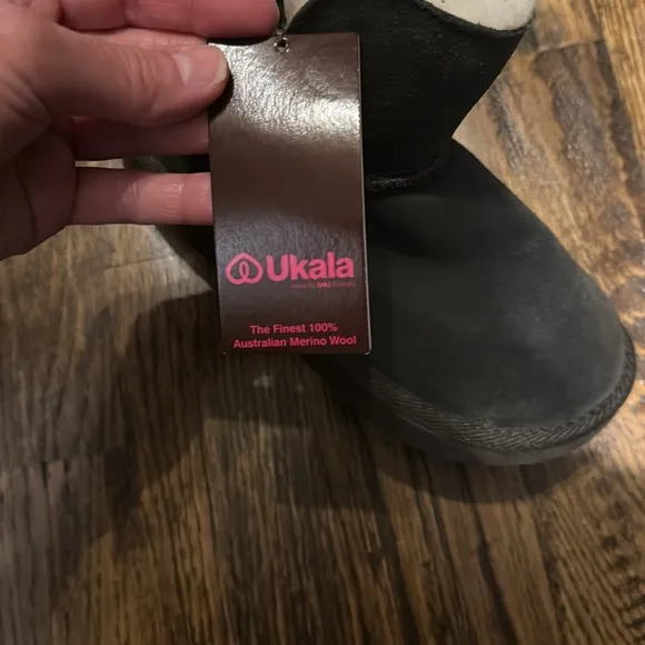 UKala Australia boots