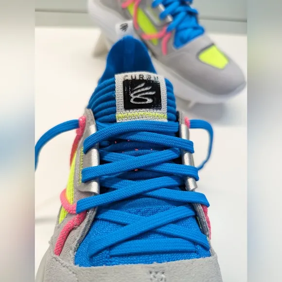 Under Armour Curry Flow Cozy Grey Electric Blue Unisex Running Training Sneakers