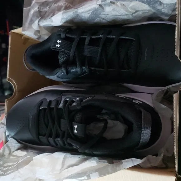 UNDER Armour Girls Sneakers👟