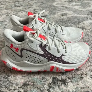 Under Armour UA GS Jet ‘23 Unisex Basketball Sneakers