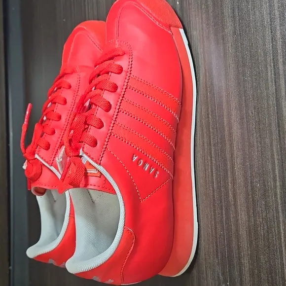 UNISEX Adidas Samoa Red Sneakers Size 6