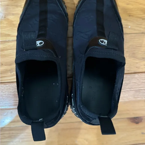 Unisex Black Louis Vuitton Sneakers