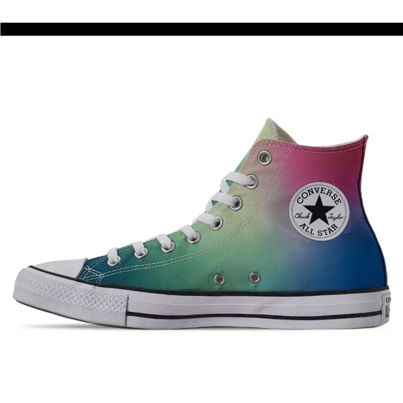 Unisex Chuck Taylor Converse sneakers high top M5 W7