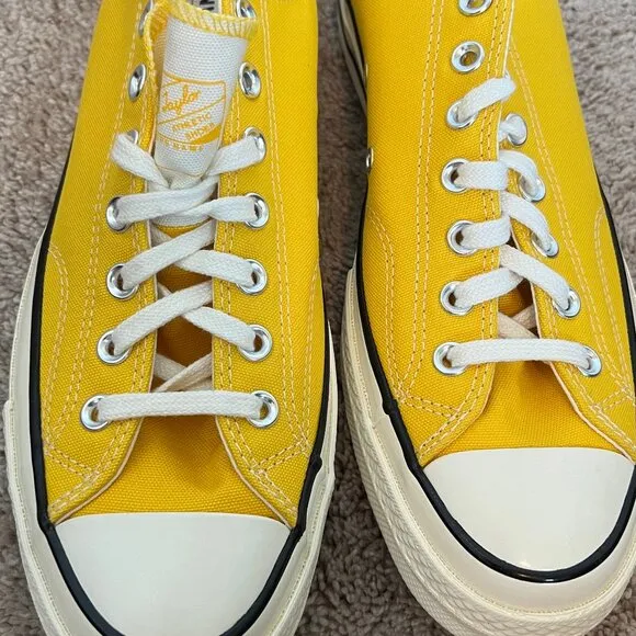 Unisex Converse Chuck Taylor 70 Yellow &amp; Cream Lowtop Sneakers Size M10/W12 BNIB