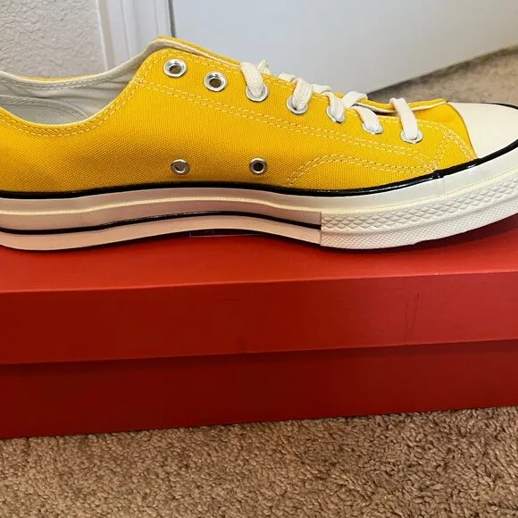 Unisex Converse Chuck Taylor 70 Yellow &amp; Cream Lowtop Sneakers Size M10/W12 BNIB