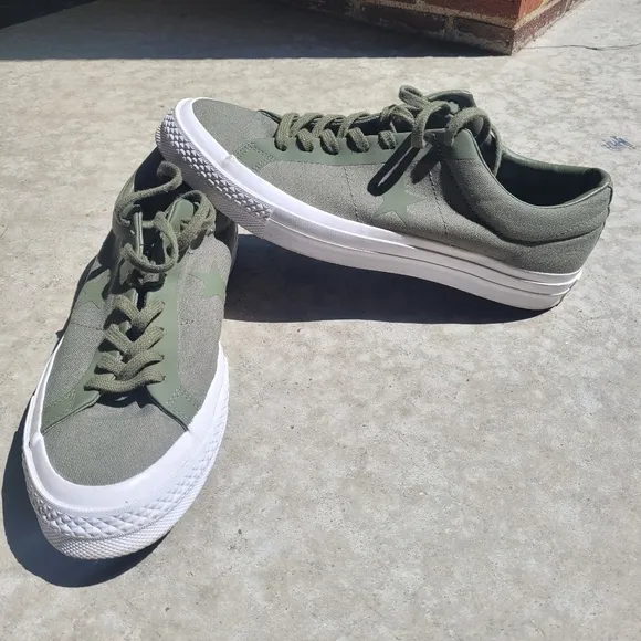 Unisex Converse Sneakers