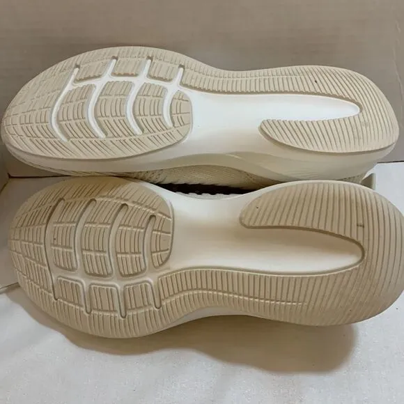 Unisex cream color sneakers.  See size chart - 40.5/women 9.5 &amp; men 8
