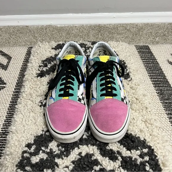 Unisex Limited Edition Vans Old Skool Disney 80s Mickey Sneakers