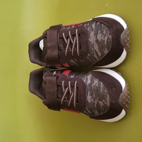 UNISEX M2P ZIPS JOGGER CAMO SNEAKERS