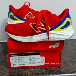 UNISEX New Balance FuelCore Reveal Sneakers...SIZE 1