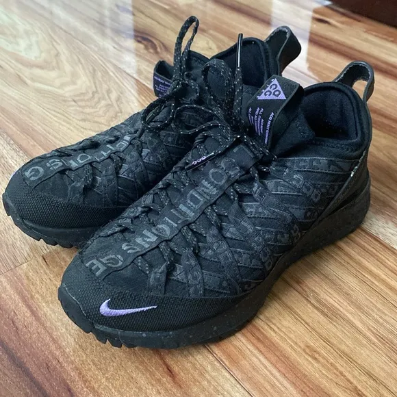 Unisex Nike React ACG size 4  sneakers