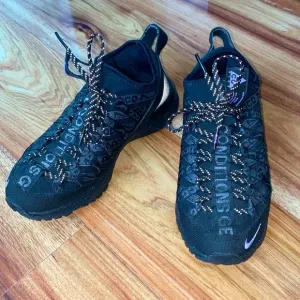 Unisex Nike React ACG size 4  sneakers