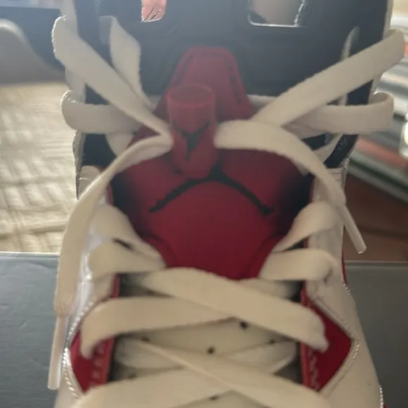 Unisex Red and White AIR JORDAN’S Nike Sneakers men’s size 7 women’s size 9