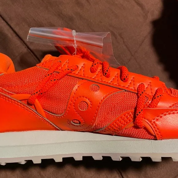 Unisex Red Sneakers by Saucony Brand. NIB!
