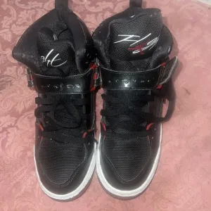 Unisex sneakers