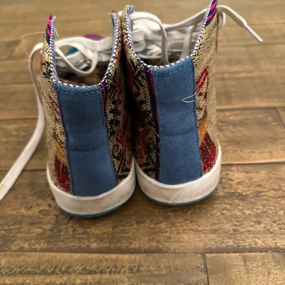 Unisex Sumanta Sneakers