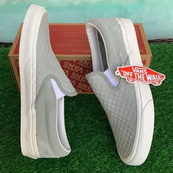 UNISEX VANS CLASSIC SLIP ON Embossmnichk Mrggrytrwht