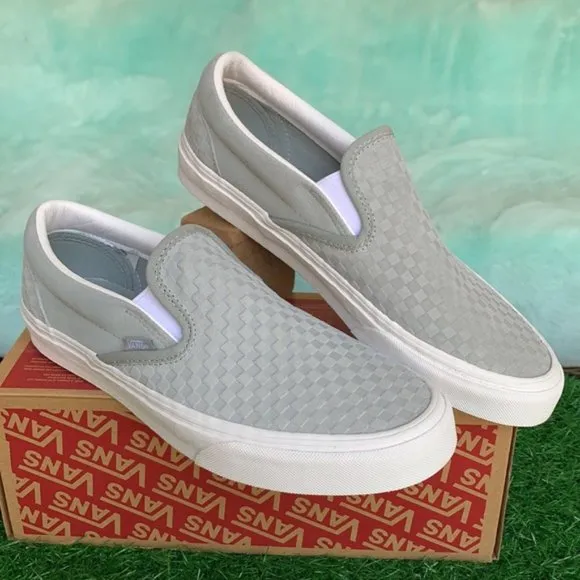 UNISEX VANS CLASSIC SLIP ON Embossmnichk Mrggrytrwht