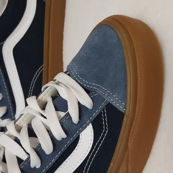 Unisex Vans Style 36 Sneakers