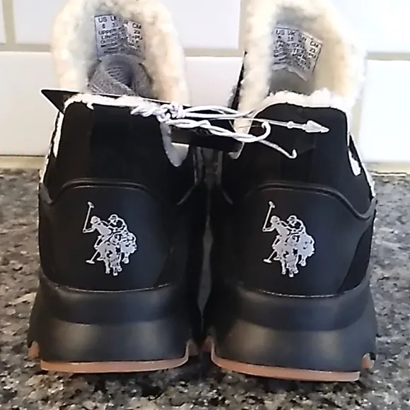 U.S. Polo Assn. Black/White Sherba Lined Sneakers. Size 6 NWT
