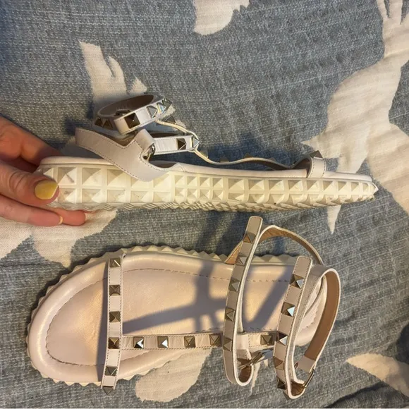 Valentino Garavani gladiator rockstud sandals 7.5