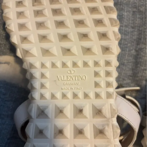 Valentino Garavani gladiator rockstud sandals 7.5