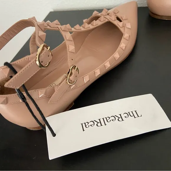 Valentino Garavani Rockstud Caged Ballerina Flats Pointed Toe