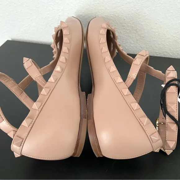 Valentino Garavani Rockstud Caged Ballerina Flats Pointed Toe