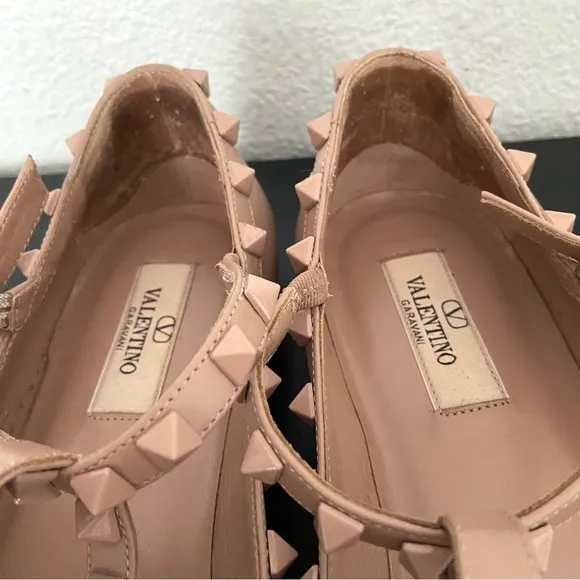 Valentino Garavani Rockstud Caged Ballerina Flats Pointed Toe
