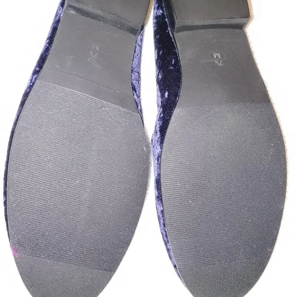 Vaneli Blue velvet loafer flats NWT size 7.5