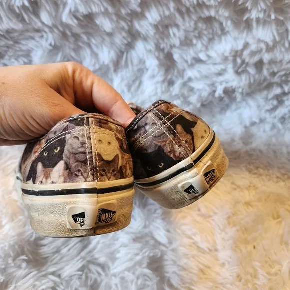 Vans ASPCA Kitty Cat Print Low Top Sneakers