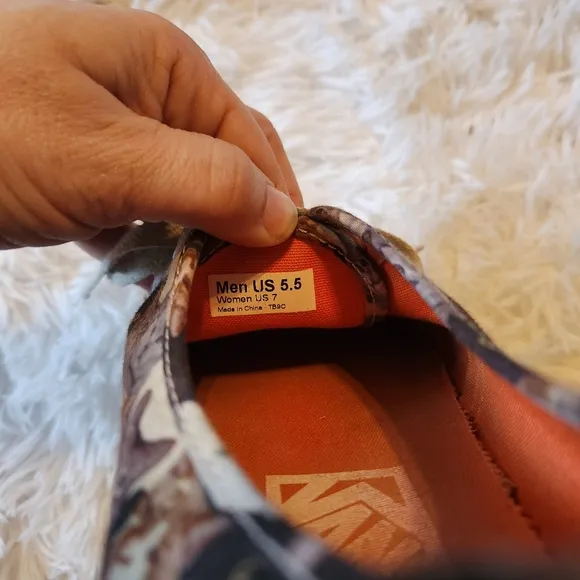 Vans ASPCA Kitty Cat Print Low Top Sneakers