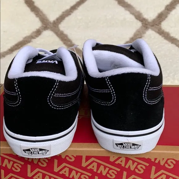 ••VANS BEARCAT BLACK/WHITE WMNS