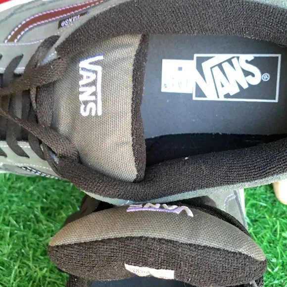 VANS BEARCAT CHARCOAL/WHITE/BLACK MEN’S