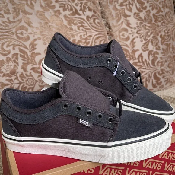 Vans Chukka Low Raven/Marshmallow WMNS