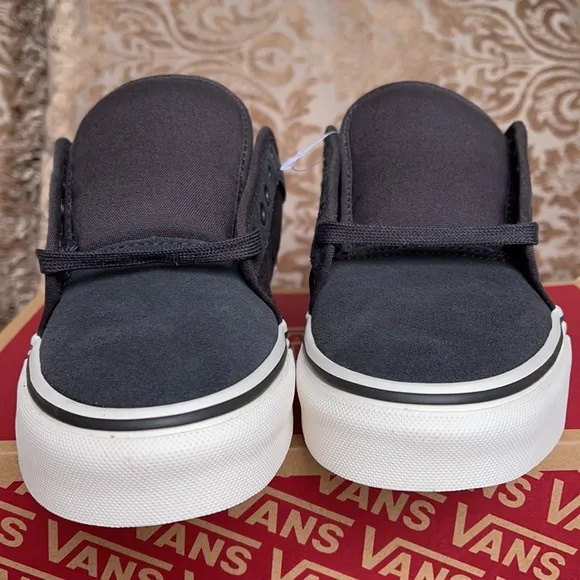 Vans Chukka Low Raven/Marshmallow WMNS