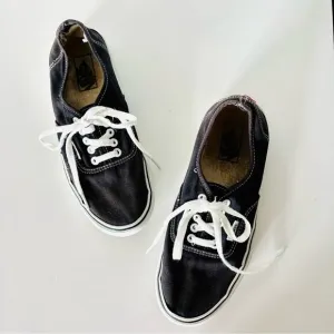 VANS Classic Authentic Lace Up White Black Unisex Sneakers Retro Skate Shoes 8