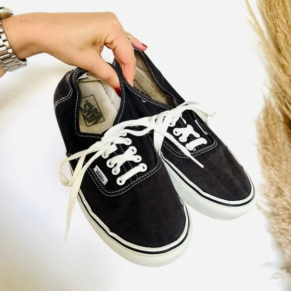 VANS Classic Authentic Lace Up White Black Unisex Sneakers Retro Skate Shoes 8