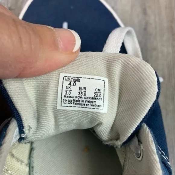 Vans Classic Style Blue Lace Up Sneakers Size 4
