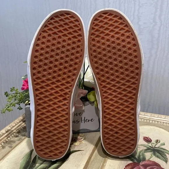 Vans Disney Minnie Mouse Sneakers Cream Men’s Sz 10
