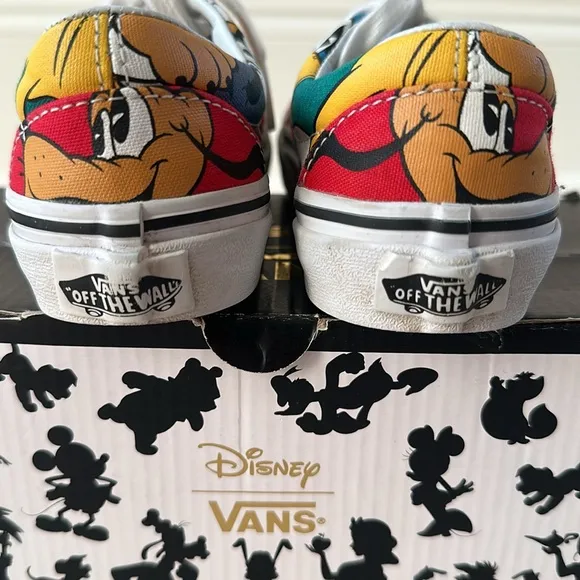 VANS DISNEY Youth as 12 sneakers