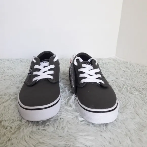 Vans gray skate shoes