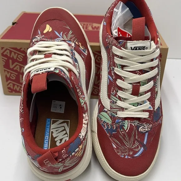 Vans Men’s Red Floral Sneakers Ultrarange Exo (Hawaiianjngl)ChlolmshVN0A4UWMAMX
