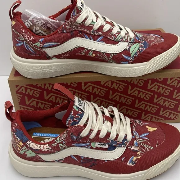 Vans Men’s Red Floral Sneakers Ultrarange Exo (Hawaiianjngl)ChlolmshVN0A4UWMAMX