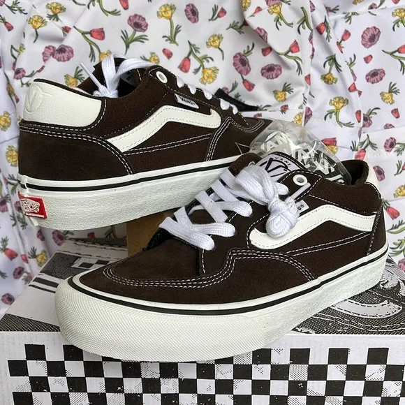 Vans Men’s RowanDark BrownVN0A5JICDRB Sneakers