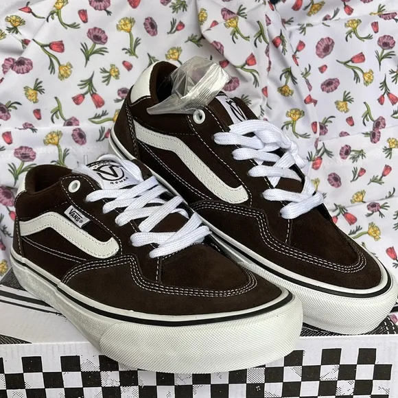 Vans Men’s RowanDark BrownVN0A5JICDRB Sneakers
