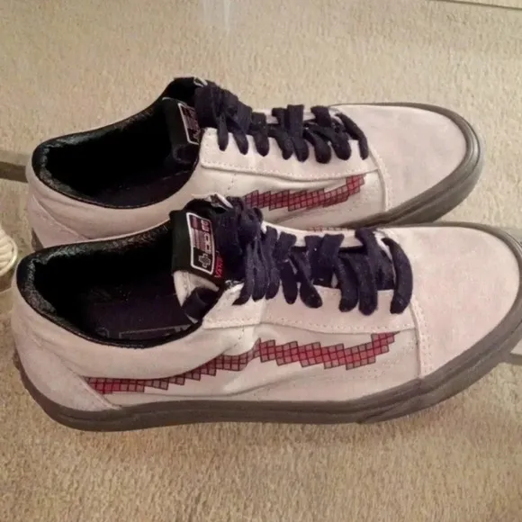 Vans Nintendo old skool console dove Game Over unisex Men 6.5 or women 8