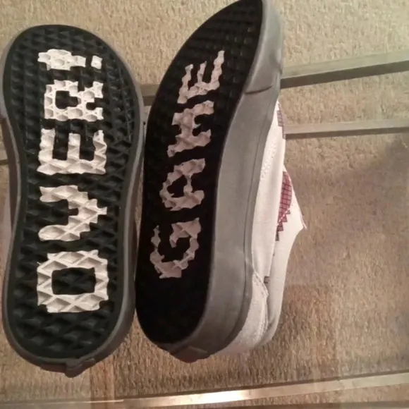 Vans Nintendo old skool console dove Game Over unisex Men 6.5 or women 8