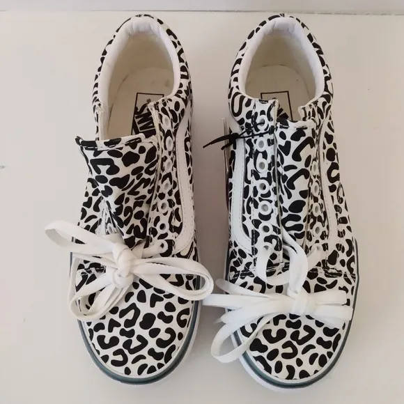 Vans Off The Wall Black White Print Unisex Low Top Lace Up Sneakers sz 8 men 9.5